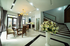 Hàng hot cho thuê BT song lập Starlake 220m2 full giá 65tr/th, LH 0339 937 555