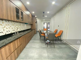 Căn hộ 2PN - 3WC 90m2 KDT Vạn Phúc, Full nội thất. Phòng rộng đẹp, view nhạc nước. Giá 15.5 tr (TL)