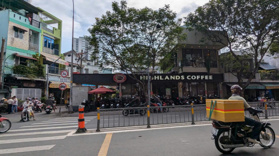 Nhà góc 2 MT bề ngang lớn 21 x13. Đang cho Highland thuê ổn định 133tr/th. Giá 80 tỷ giảm còn 59 tỷ