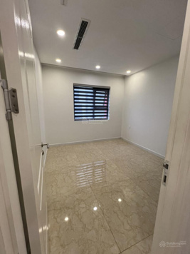 Đang trống CHCC Hà Nội Paragon - Cầu Giấy 110m2 3PN đồ cơ bản để ở, LVP giá 17,5tr/th 0968 113 597