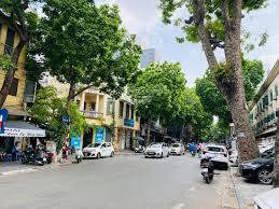 Bán nhanh nhà mặt phố Quán Sứ, vị trí kim cương, 138m2 hai mặt tiền, sổ đỏ chính chủ.