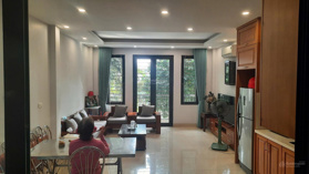 Bán nhà đẹp tại khu đấu giá LK19ab Dương Nội, nhà 6 tầng 1 tum, có thang máy, giá 16 tỷ