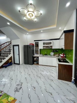 Cần tiền gấp, bán rẻ, 56m2 4 tầng, giá hơn 7 tỷ, sát khu CC The Pride-Tố Hữu-Hà Đông, nhà không lỗi