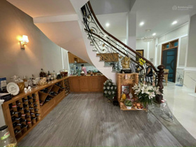 Cho thuê biệt thự khu riêng biệt đường Trần Quốc Toản, Quận 3