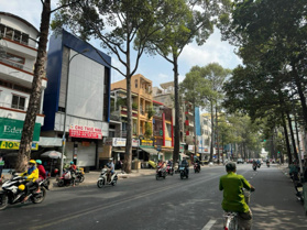 Siêu phẩm hiếm mặt tiền Ngô Gia Tự Q10 Dt 3.8 x 17m 5 tầng nở hậu 5,5m giá 27 tỷ