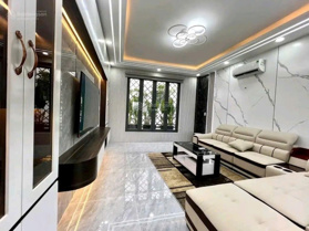 Bán nhà riêng tại đường Giáp Bát, Hoàng Mai, Hà Nội, 5,9 tỷ, 35 m2, chính chủ đẹp, nhiều tiện ích