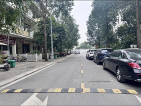 Gửi bán liền kề tại Vinhomes Thăng Long giá chỉ 16, x tỷ, kinh doanh được