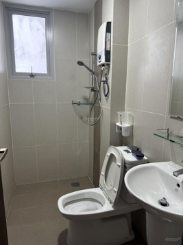 Mới nhận sổ hồng cần bán căn Ruby 3PN - 2WC 80m2 tầng đẹp, hướng mát đón nắng gió, có nội thất