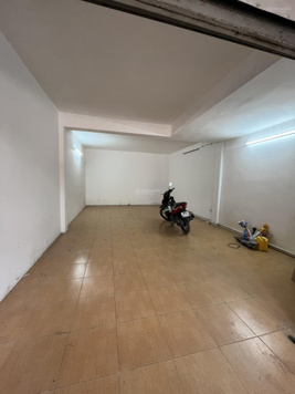 Cho thuê nhà Mậu Lương, 60 m2 x 4.5 tầng, nhà đang sơn sửa lại mới, đường ô tô tránh