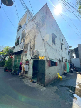 BÁN NHÀ 52M2 - GÓC 2 MẶT HẺM XE HƠI - SẴN 8 PHÒNG TRỌ CHO THUÊ - NGAY NGÃ TƯ 4 XÃ - BÌNH TÂN