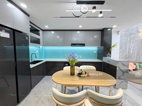 Bán gấp nhà ngay chợ Tân Định!!! Xây 2 lầu 63m2 chỉ 14 tỷ đường Trần Quý Khoách, Quận 1. Sổ sẵn