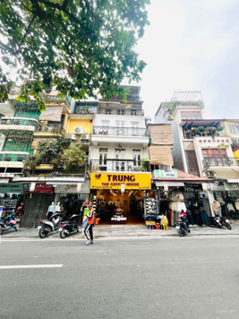 CHÍNH CHỦ chào thuê nhà mặt phố Hàng Đào DT tổng 600m cực rộng nhà đẹp mới phù hợp mọi mô hình KD