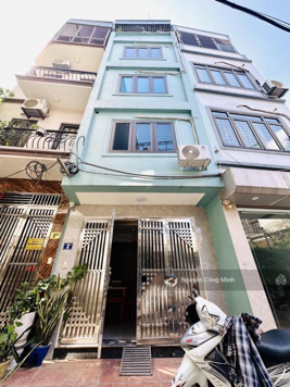 Bán nhà Thạch Bàn 47m 5T ô tô đỗ cửa giá chỉ 5,25tỷ.