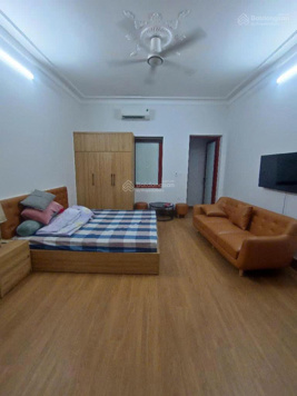 CHỦ CẦN TIỀN GIẢM HẲN 7TỶ, NHÀ MẶT PHỐ NGHI TÀM, 2 MẶT THOÁNG SÁNG. ĐẲNG CẤP ĐẠI GIA SIÊU V.I.P