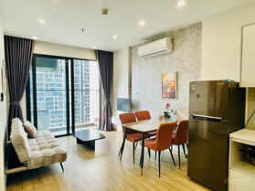 Thuê CH 1 phòng ngủ 47m2 full đồ tòa Sakura - Vinhomes Smart City, giá 9tr, lh Thanh: 0982 111 551