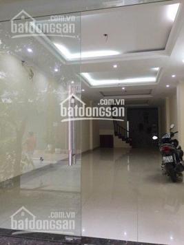 Cho thuê nhà đường Nguyễn Xiển, DT 60m2, 5 tầng, giá 35 triệu/th, LH 0989 604 688