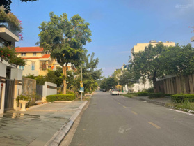 Cần bán gấp ô đất biệt thự đồi T5, Hồng Hà. Hướng Nam quay biển