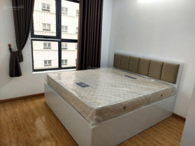 Cho thuê gấp căn hộ đẹp tại Golden West, số 2 Lê Văn Thiêm 2 pn full đồ chỉ 14 tr/th