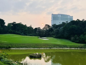 Bán gấp biệt thự FLC view trực diện vịnh Hạ Long giá 16 tỉ do cần thu tiền về LH: 0914 043 808