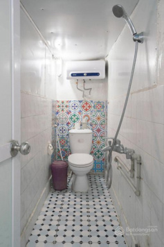 Cần bán nhà trung tâm phố cổ Hàng Bồ Hoàn Kiếm 27m2 có lửng, bếp vệ sinh riêng sổ đỏ CC giá 2,29 tỷ