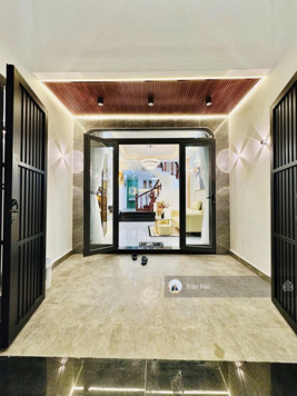 Tổ ấm gia đình 3 tầng BTCT Hoàng Hoa Thám, Bình Thạnh. DT 45m2, NT đẹp lung linh. Giá 6.45 tỷ