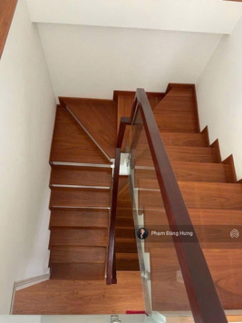 Hot! Nhà đẹp Phú Nhuận, mặt tiền hẻm 6m Đoàn Thị Điểm, 4 tầng giá rẻ cực shock 9,5 tỷ, 39,4m2, 4PN