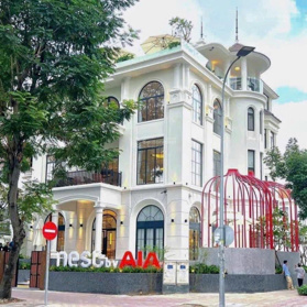 Cho thuê góc 2 MT 67A Trương Định