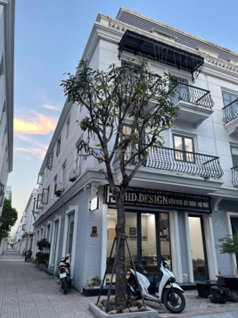 Hơn 3 tỷ có cả nhà cả đất 1 căn SH 75m2 4 tầng DT 285m2 XD view vườn hoa