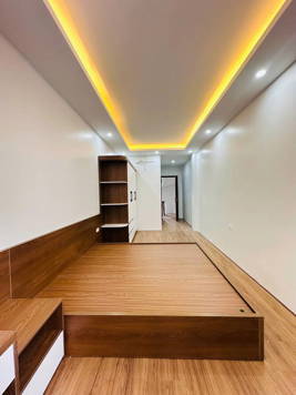 NHÀ LÔ GÓC 6 TẦNG 3 THOÁNG - NỘI THẤT HIỆN ĐẠI - AN NINH TỐT - GẦN HỒ ĐỀN LỪ - NHỈNH 7 TỶ!