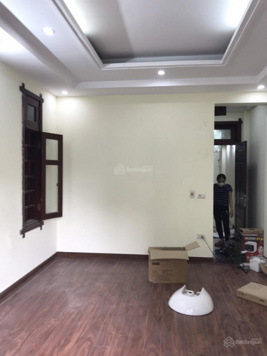 Cho thuê nhà ngã tư Vạn Phúc - Tố Hữu 65m2 x 4 tầng 16tr xe tải tránh nhau thoải mái