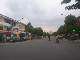 Cho thuê biệt thự Dương Nội, Nam Cường đã hoàn thiện làm văn phòng, kinh doanh. Giá từ 18tr/tháng