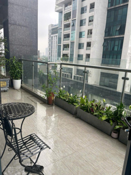 Văn phòng full nội thất! Cho thuê văn phòng 94m2 tại Tòa Gold Tower Hoàng Huy, có ban công thoáng