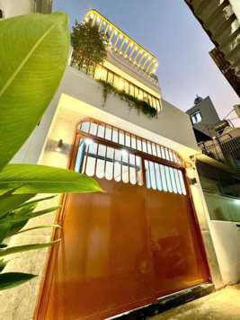 Bán gấp 4 căn nhà siêu đẹp, full nội thất cao cấp,Bạch Đằng,Nguyễn Văn Đậu.Lê Quang Định.Cô Giang