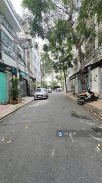 Gò Dầu, 5x18m, 4 tầng, ô tô đậu cửa, chỉ 8.05 tỷ