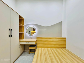 Chính chủ bán gấp nhà hẻm 76 Nguyên Hồng, P11, Bình Thạnh, DT: 64m2, sổ riêng, chính chủ