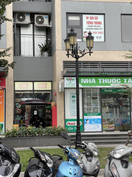 BÁN SHOP CHÂN ĐẾ VINHOMESMARTCITY 47.3M2. SỞ HỮU LÂU DÀI , CHO THUÊ 50tr/1TH , VỐN CHỈ 2.8 Tỉ .