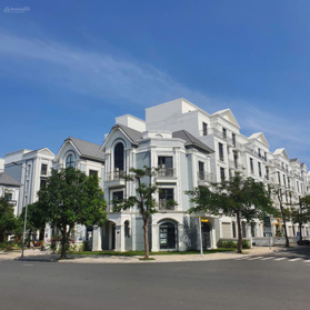 Bán biệt thự căn góc đường D2A giá 51 tỷ tại Vinhomes. Top giá tốt nhất đường D2A