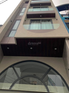 Siêu phẩm nhà Trương Định, p.9, Quận 3. Giá 2,76 tỷ, DT 63m2, LH Như 0766 372 453, sổ riêng, hẻm 5m