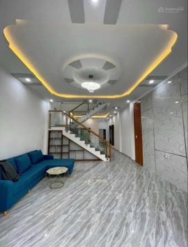 Chính chủ cần bán gấp nhà HXH5m . Huỳnh Văn Nghệ - Phường 15 - Tân Bình . DT : 60m2/4,4tỷ Sổ Riêng