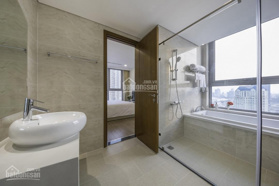 Tôi cần bán căn hộ Vinhomes Central Park 119m2 3PN 2WC view sông, công viên