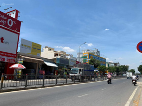 Mặt tiền Nguyễn Oanh giá siêu rẻ, diện tích gần 400m2, phù hợp xây khách sạn, building văn phòng