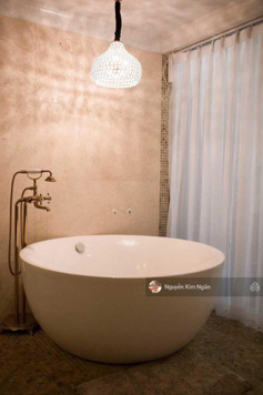 Cho thuê căn hộ 4 pn Royal City (full đồ, 164 m2, giá 25 tr), LH: 0912 396 400 - Miễn trung gian)