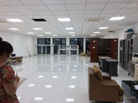 Cần cho thuê văn phòng đường Ngô Quyền, Hoàn Kiếm, 70m2, 100m2, 170m2, 300m2, giá 130 nghìn/m2/th
