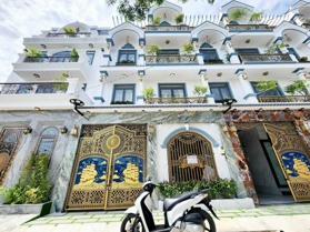 Hàng hiếm giáp quận 7, nhà phố mới Full nội thất, tiện nghi đẳng cấp, phong cách sang trọng