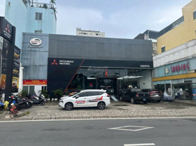 Bán nhà vị trí vàng mặt tiền Nguyễn Văn Trỗi - DT: 16x35m - CTXD: 2 hầm + 15 lầu - giá bán: 150 tỷ