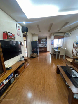 Chính chủ cần bán căn hộ tại Green House Việt Hưng 2PN 1VS