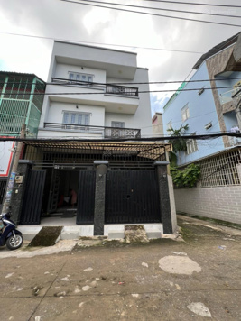 Căn góc hai mặt tiền bán rẻ hơn thị trường 1,5 tỷ sát Đinh Thị Thi khu đô thị Vạn Phúc