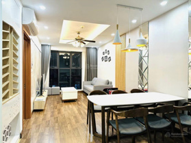 Cho thuê chung cư Green Star căn 2 ngủ nhà Cơ bản 9,5tr, full đồ 11tr LH: 0886 092 542