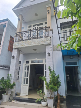 Quận 7 Ngã 4 Huỳnh Tấn Phát , Chủ Gởi Bán Gấp Nhà 3 Tầng Xe Hơi Vào Nhà Ngang 6M , Chỉ 11 Tỷ Nhỉnh