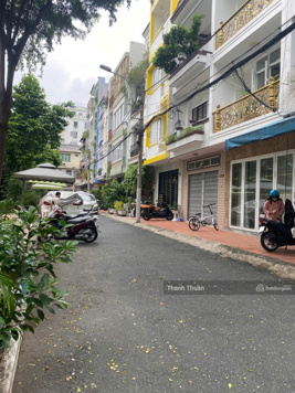 Bán nhà hẻm xe hơi 493A đường CMT8, DT: 4x19m, 4L ST, giá: 11,5 tỷ thương lượng